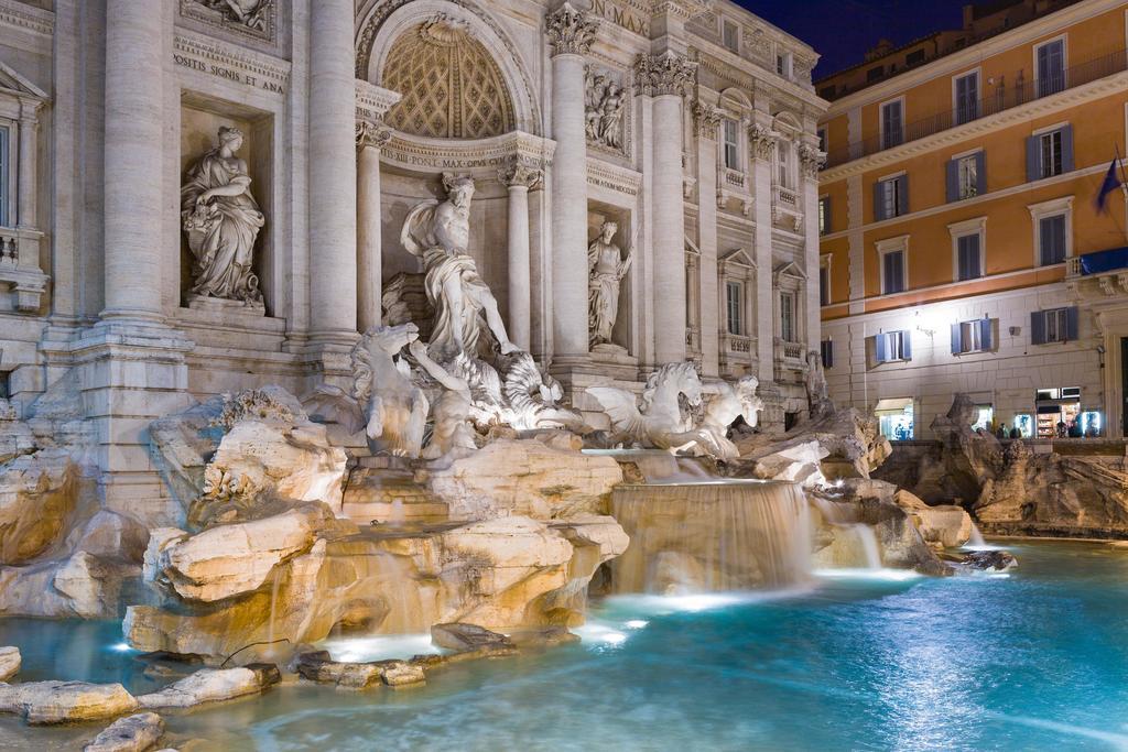 Domus Trevi Bed & Breakfast Rome Exterior photo
