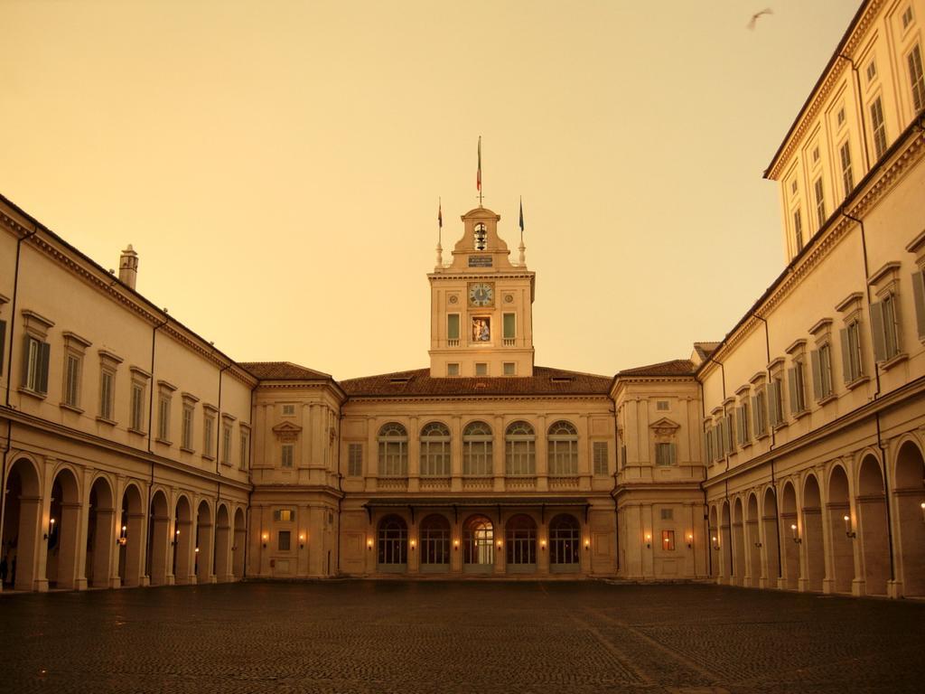 Domus Trevi Bed & Breakfast Rome Exterior photo